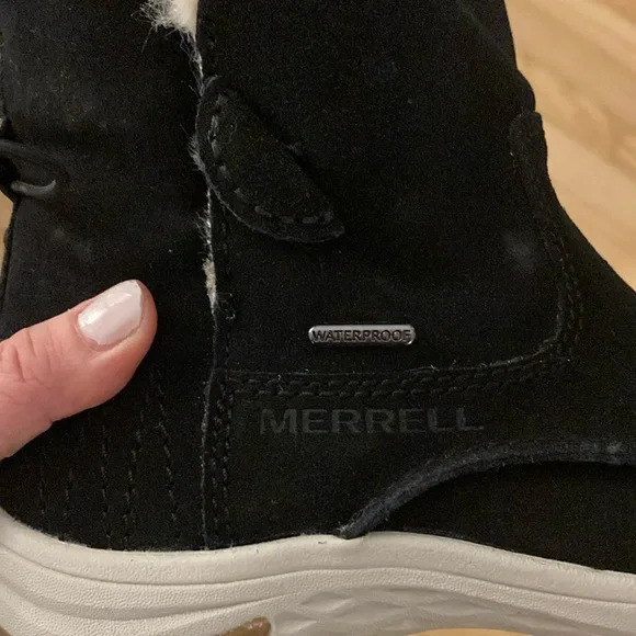 Merrell Black Ankle Boots with Faux Fur - Picture 3 of 5